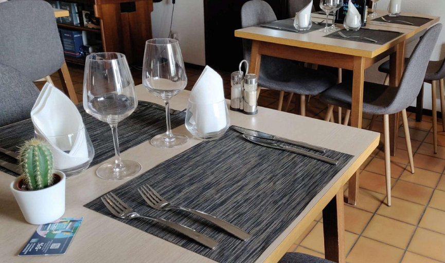 Food & Drinks 5, Kyriad Geneve - Saint Genis Pouilly, Ain
