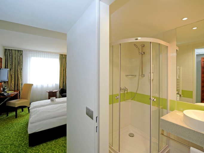 Bathroom 4, CZECH INN Hotel Ferenc, Budapesti