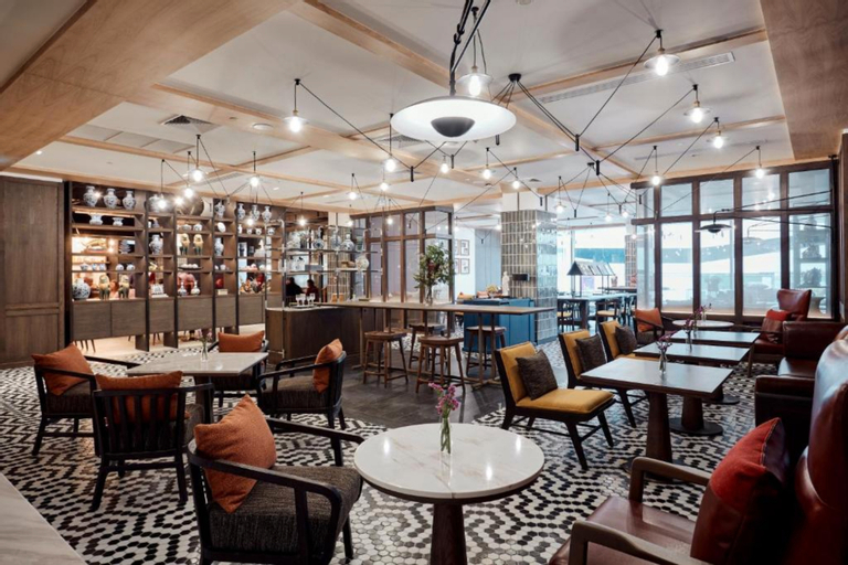Food & Drinks 3, Montien Hotel Surawong Bangkok, Bang Rak