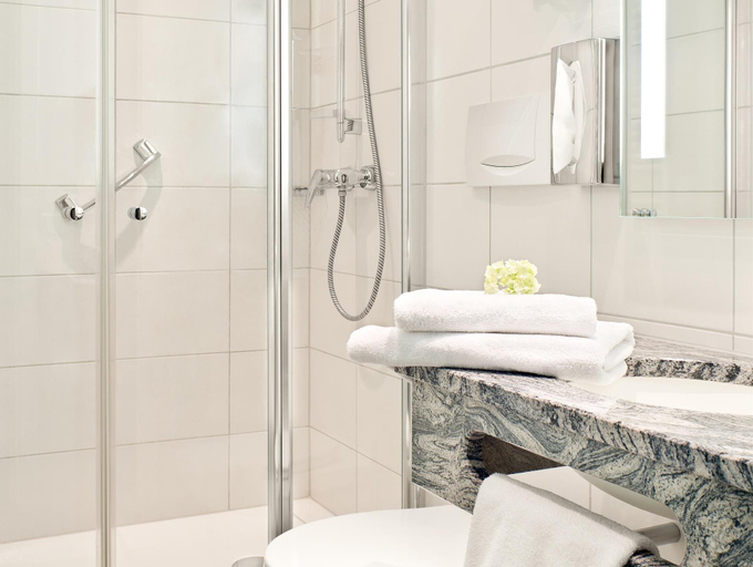 Bathroom 4, Best Western Hotel Favorit, Ludwigsburg