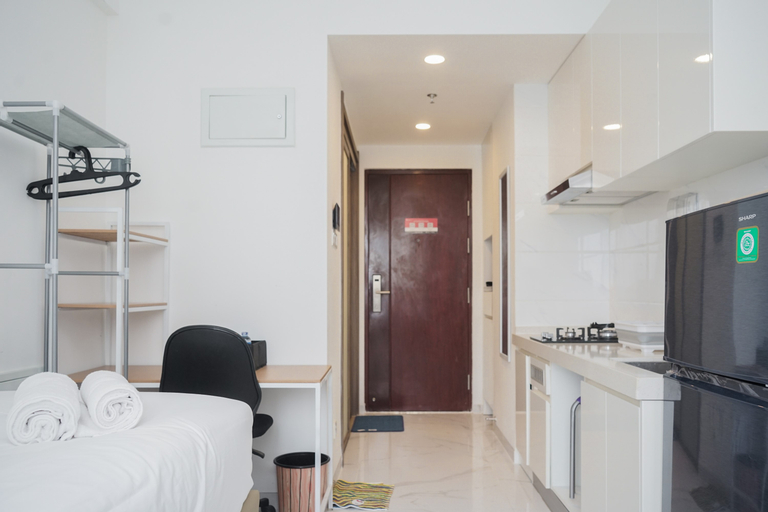 Others, Cozy Stay and Strategic Studio at Sky House Apartment BSD By Travelio, South Tangerang