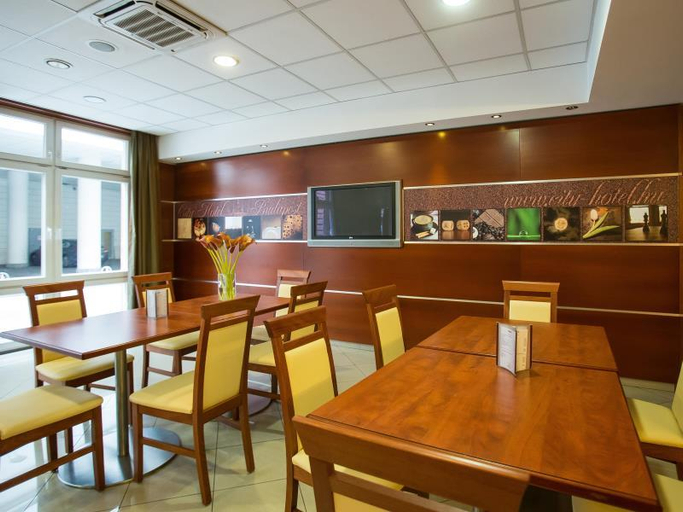 Food & Drinks 5, City Hotel Budapest, Budapesti