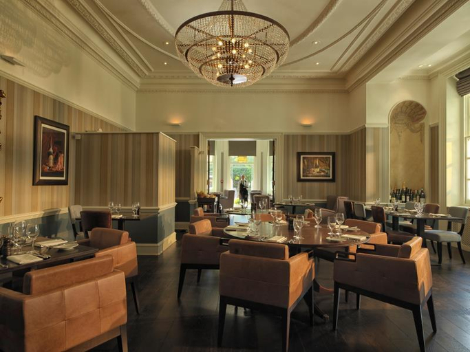 Food & Drinks 5, Hotel du Vin Cannizaro House Wimbledon, London