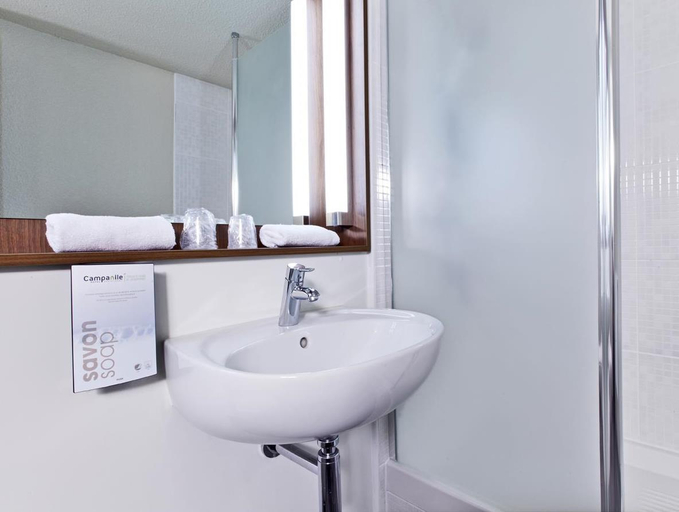 Bathroom 4, Hôtel Morangis Orly, Essonne
