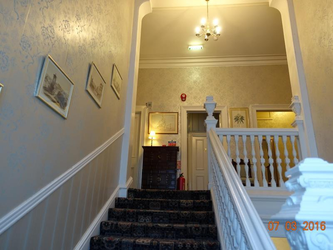 Others 5, Ashgrove House, Edinburgh
