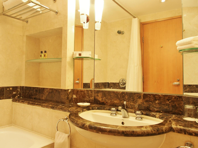 Bedroom 4, Harbour Plaza Resort City, New Territories