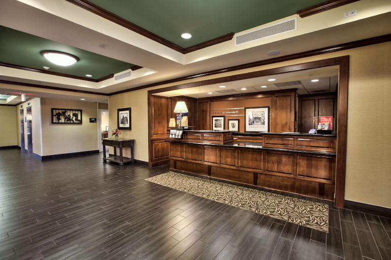 Public Area 2, Hampton Inn & Suites Tallahassee I-10-Thomasville Rd., Leon