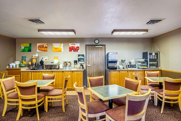 Food & Drinks 5, Quality Inn Mineral Point, Iowa
