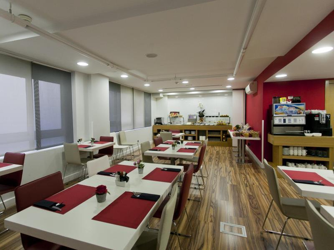 Food & Drinks 3, Aparto-Suites Muralto Hotel, Madrid
