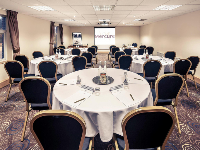 Others 4, Mercure Leeds Parkway Hotel, Leeds
