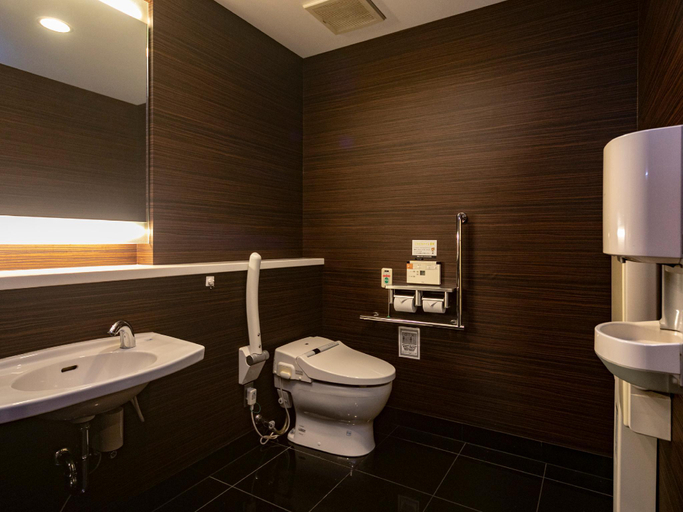 Bathroom 2, APA HOTEL YODOYABASHIEKIMAE, Osaka