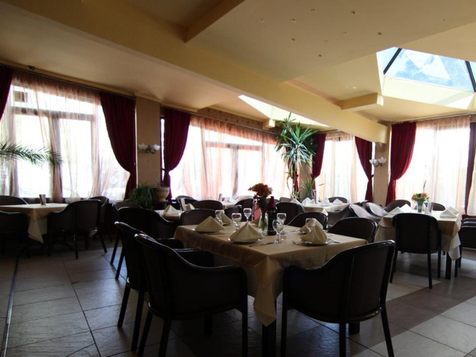 Food & Drinks 5, Best Western Terminus Hotel, Stolichna