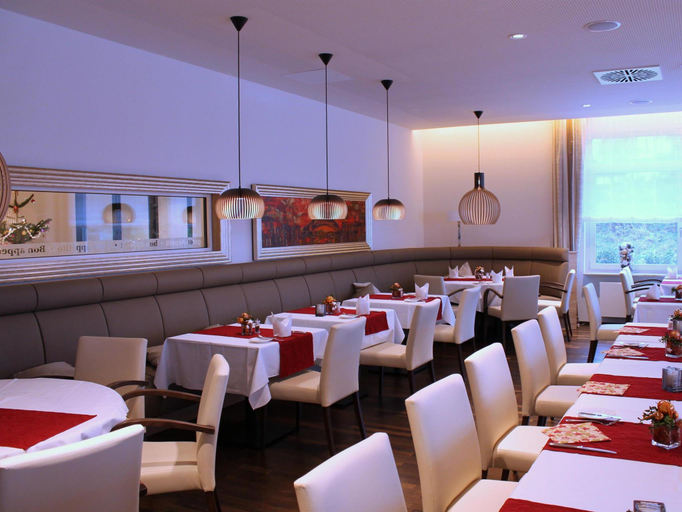 Food & Drinks 5, Best Western Queens Hotel Pforzheim-Niefern, Enzkreis