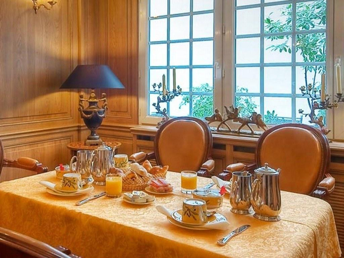 Food & Drinks 4, Hotel de Varenne, Paris
