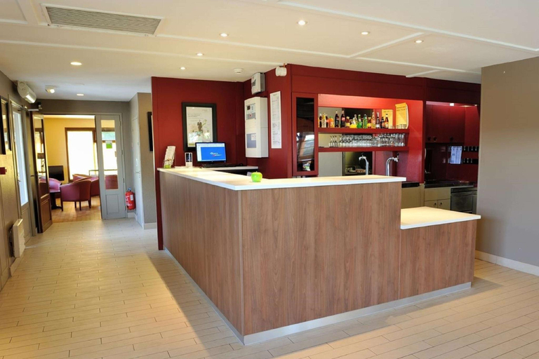 Public Area 2, Campanile Thiers, Puy-de-Dôme