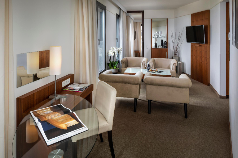 Food & Drinks 5, Melia Luxembourg, Luxembourg