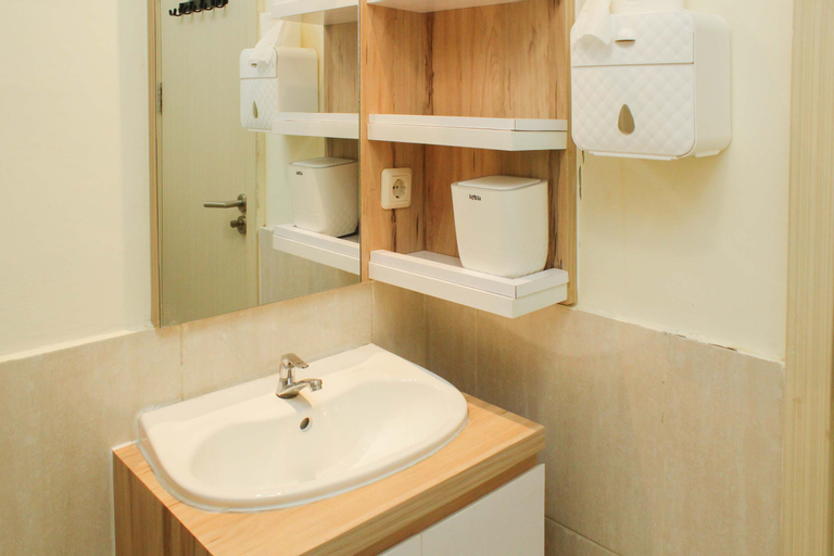 Bedroom 2, Cozy Living and Tidy 1BR Meikarta Apartment By Travelio, Cikarang