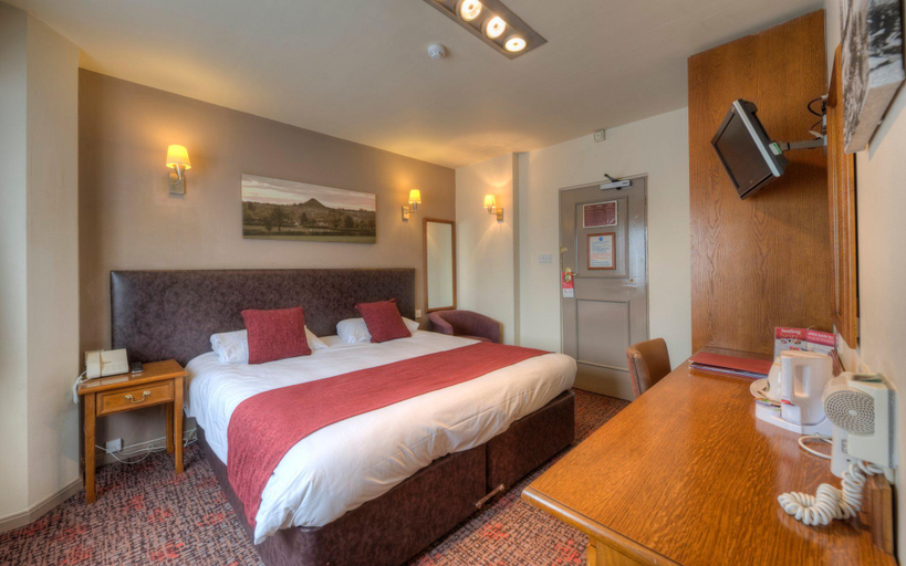 Bedroom 2, Chase Hotel by Good Night Inns, Warwickshire