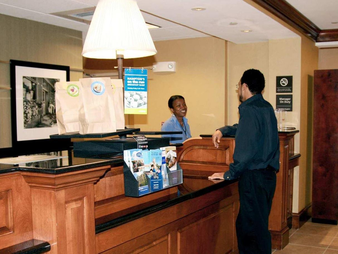 Public Area 2, Hampton Inn & Suites Fredericksburg South, Spotsylvania