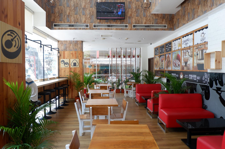 Public Area 21