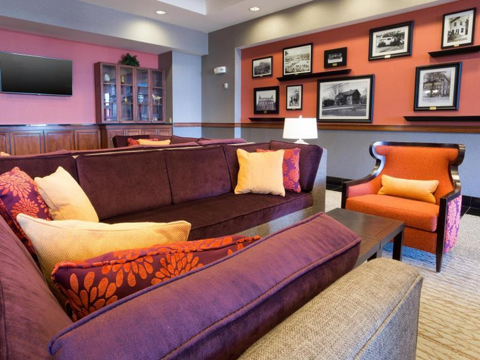 Public Area 2, Drury Inn & Suites Cincinnati Sharonville, Cincinnati