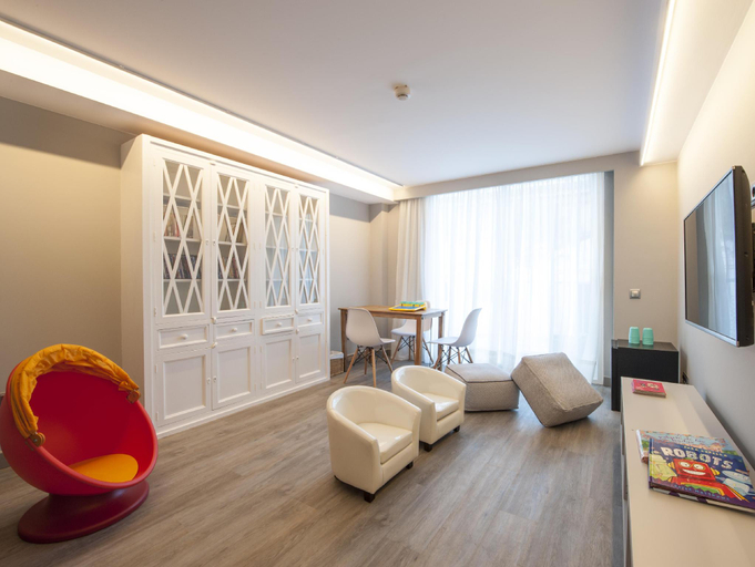 Bedroom 4, Hotel Planamar by Escampa Hotels, Girona