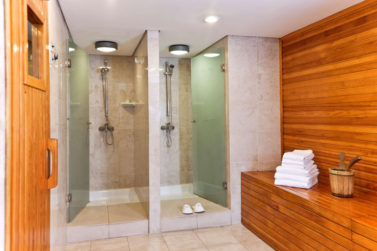 Bathroom 3, NH Latino Hotel, Distrito Federal