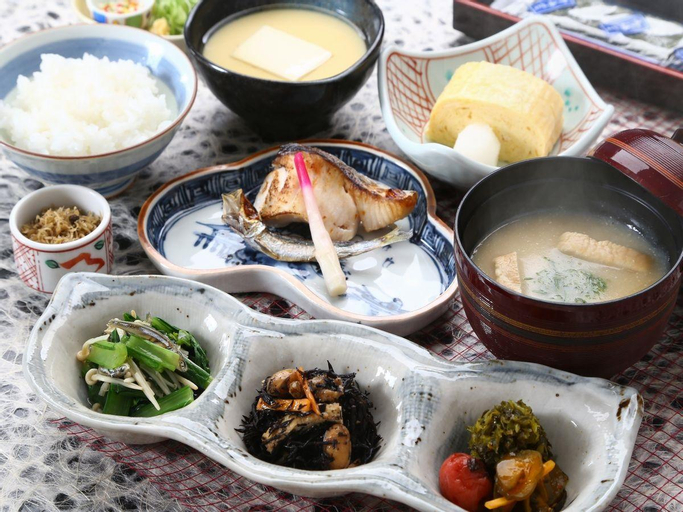 Food & Drinks 28