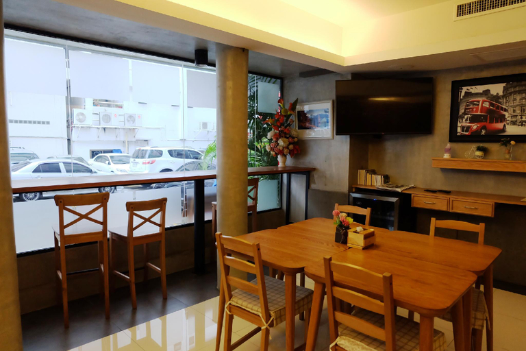 Food & Drinks 5, Cozy At 9 Hotel And Kitchen, Huai Kwang