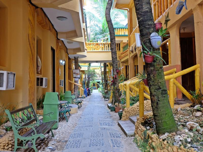 Exterior & Views 1, La Isla Bonita Resort, Malay