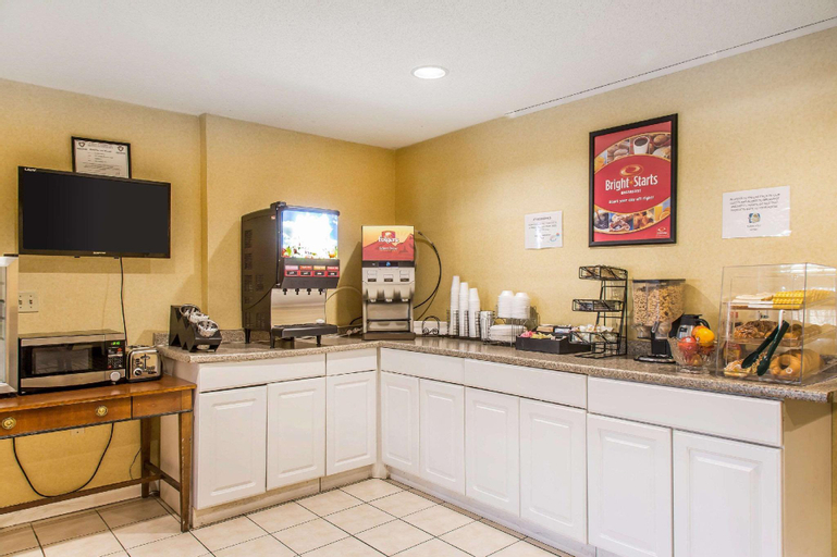 Food & Drinks 4, Econo Lodge Milldale - Southington, Hartford