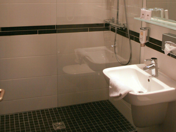Bathroom 4, Best Western Hotel Jena, Jena