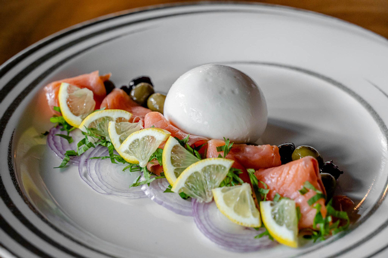 Food & Drinks 29