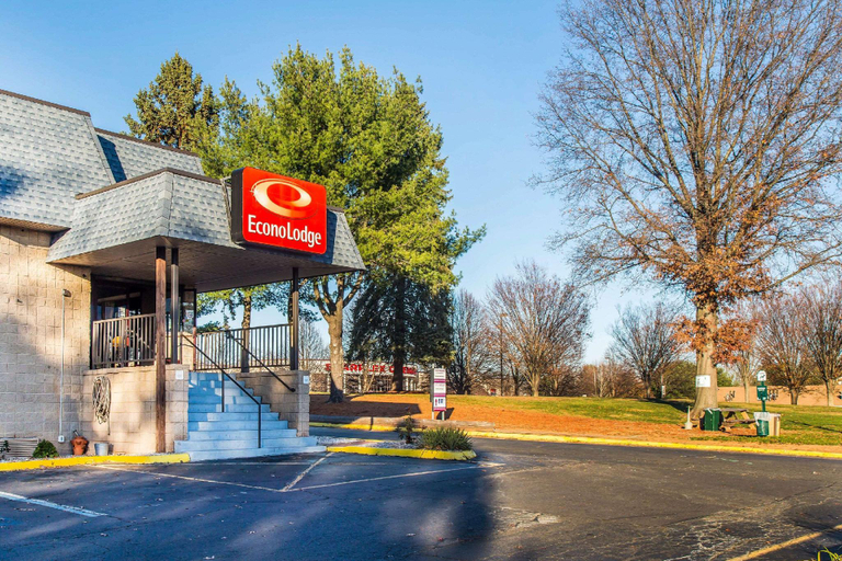 Others 4, Econo Lodge Milldale - Southington, Hartford