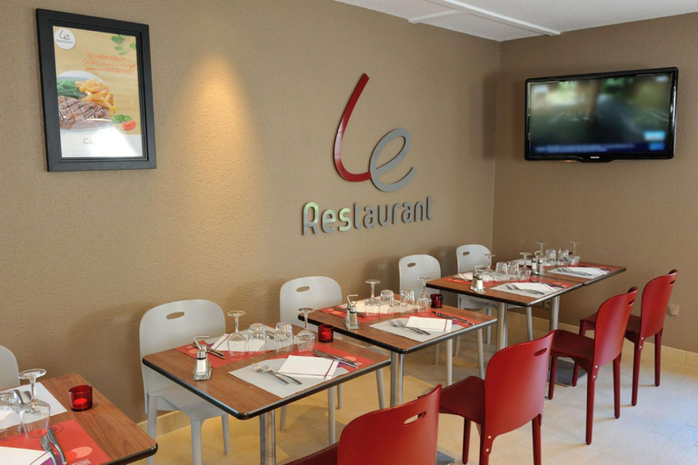 Food & Drinks 5, Campanile Bourg En Bresse Viriat Hotel, Ain