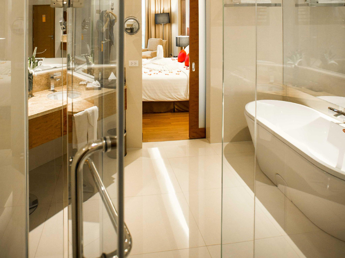Bedroom 24