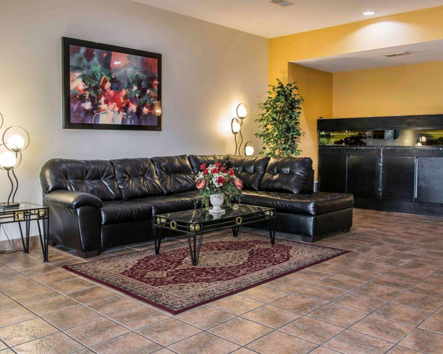 Public Area 2, Quality Inn Durand I-69, Shiawassee