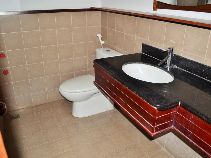 Bathroom 4, Hidden Charm Hotel, Hạ Long