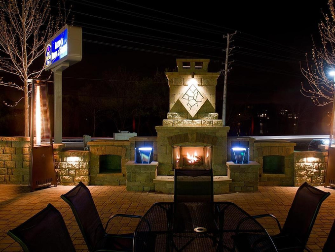 Public Area 2, Antioch Hotel & Suites, Lake