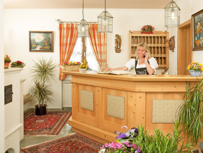 Public Area, Hotel Landhaus Feldmeier ***S, Garmisch-Partenkirchen