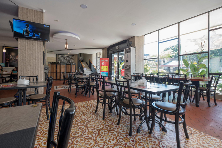 Food & Drinks 2, Pacific Makassar, Makassar