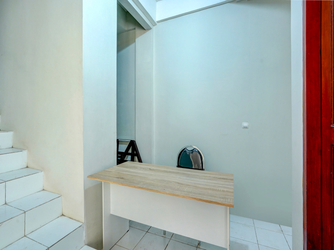 Bedroom 3, OYO 90154 Anugrah Rr Syariah, Surabaya