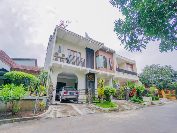 Exterior & Views 4, 90319 Angler Guest House Malang, Malang