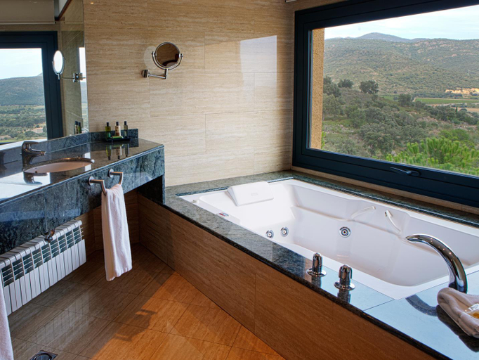 Bathroom 2, Rusticae Hotel Can Xiquet, Girona