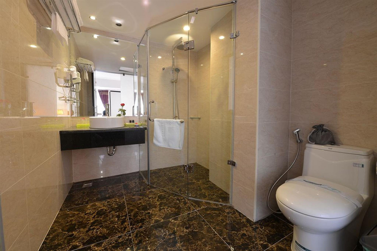 Bathroom 3, Hanoi La Palm Premier Hotel & Spa, Hoàn Kiếm