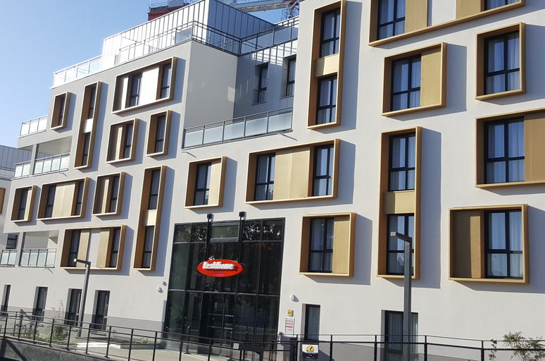 Exterior & Views 2, Residhome Chartres, Eure-et-Loir