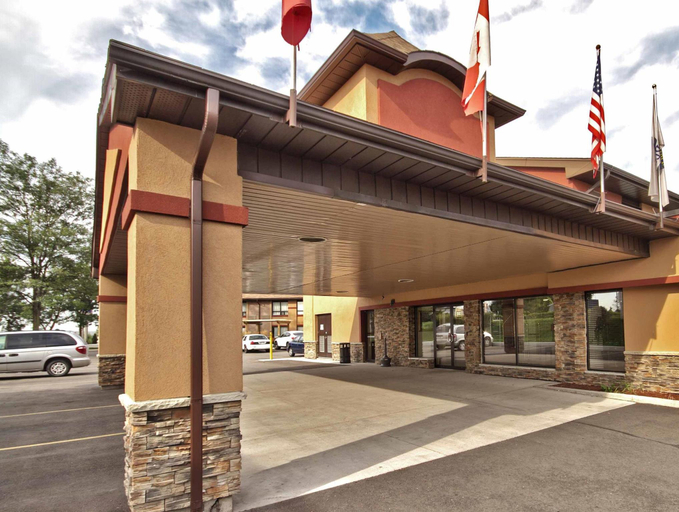 Others 5, Quality Inn, Waterloo