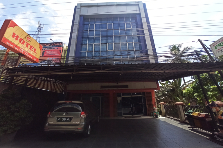 Exterior & Views 1, OYO 90390 Hotel Rd Premium (tutup sementara), Palembang