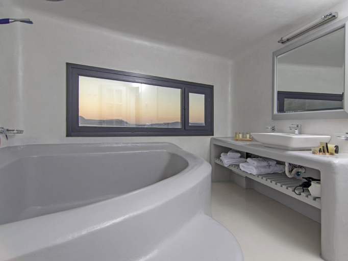 Bathroom 4, Ambassador Santorini, South Aegean