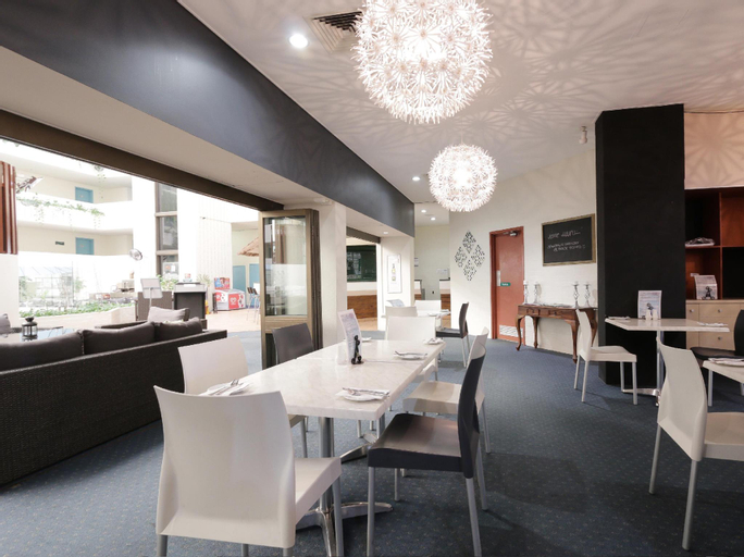 Food & Drinks 5, Atrium Hotel Mandurah, Mandurah